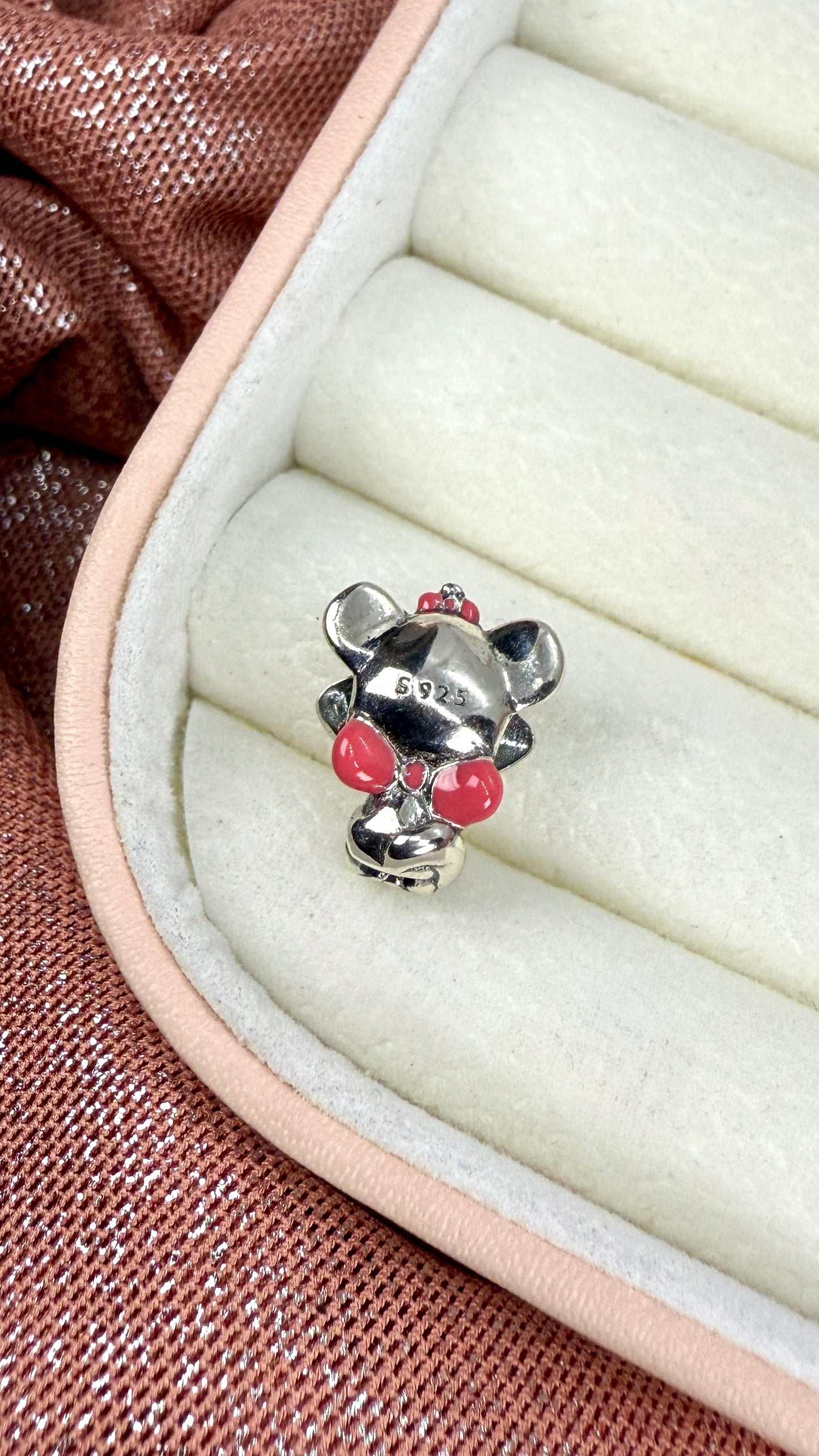 Charm Marie de los Aristogatos de Disney