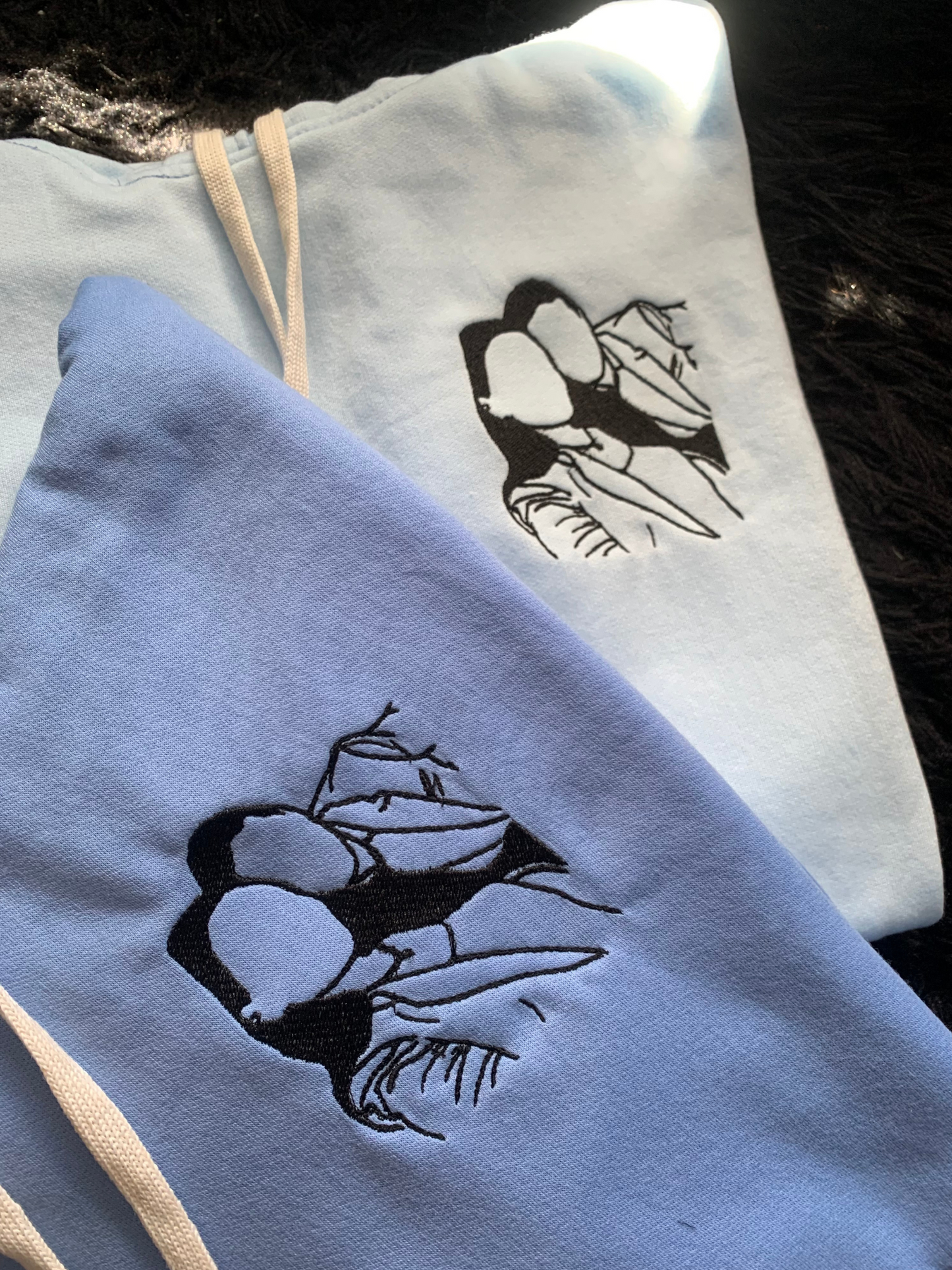 Hoodies con la ilustracion de tu foto favorita Bordada