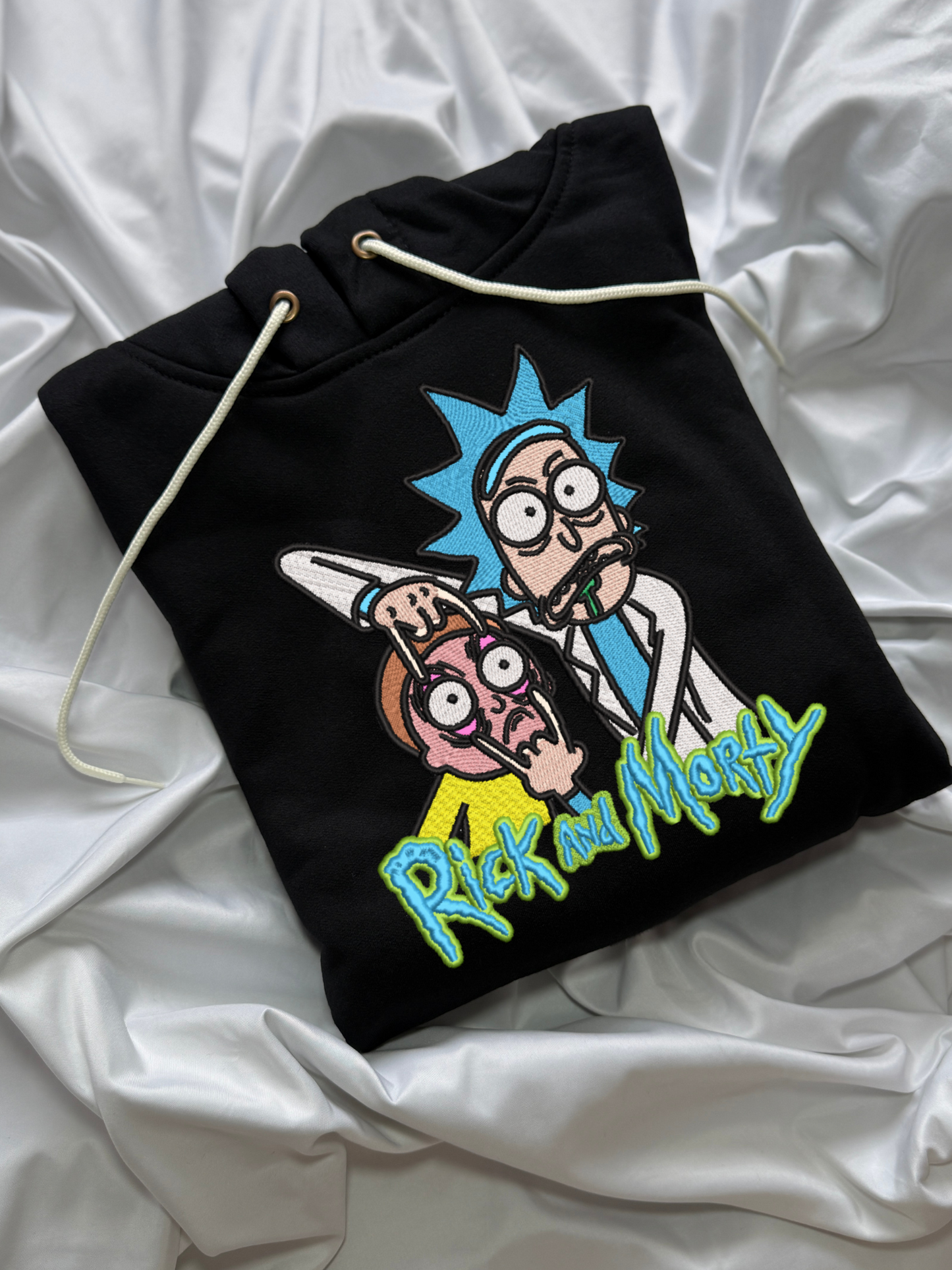 Hoodie Rick y Morty ojos bordados