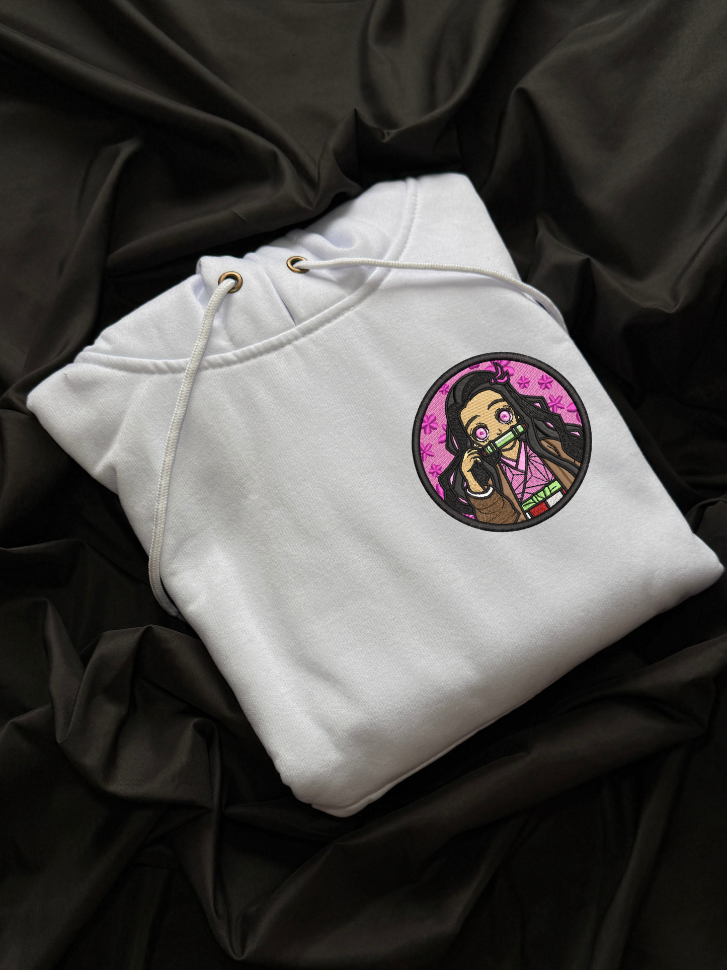 Hoodie Nezuko Kimetsu bordado