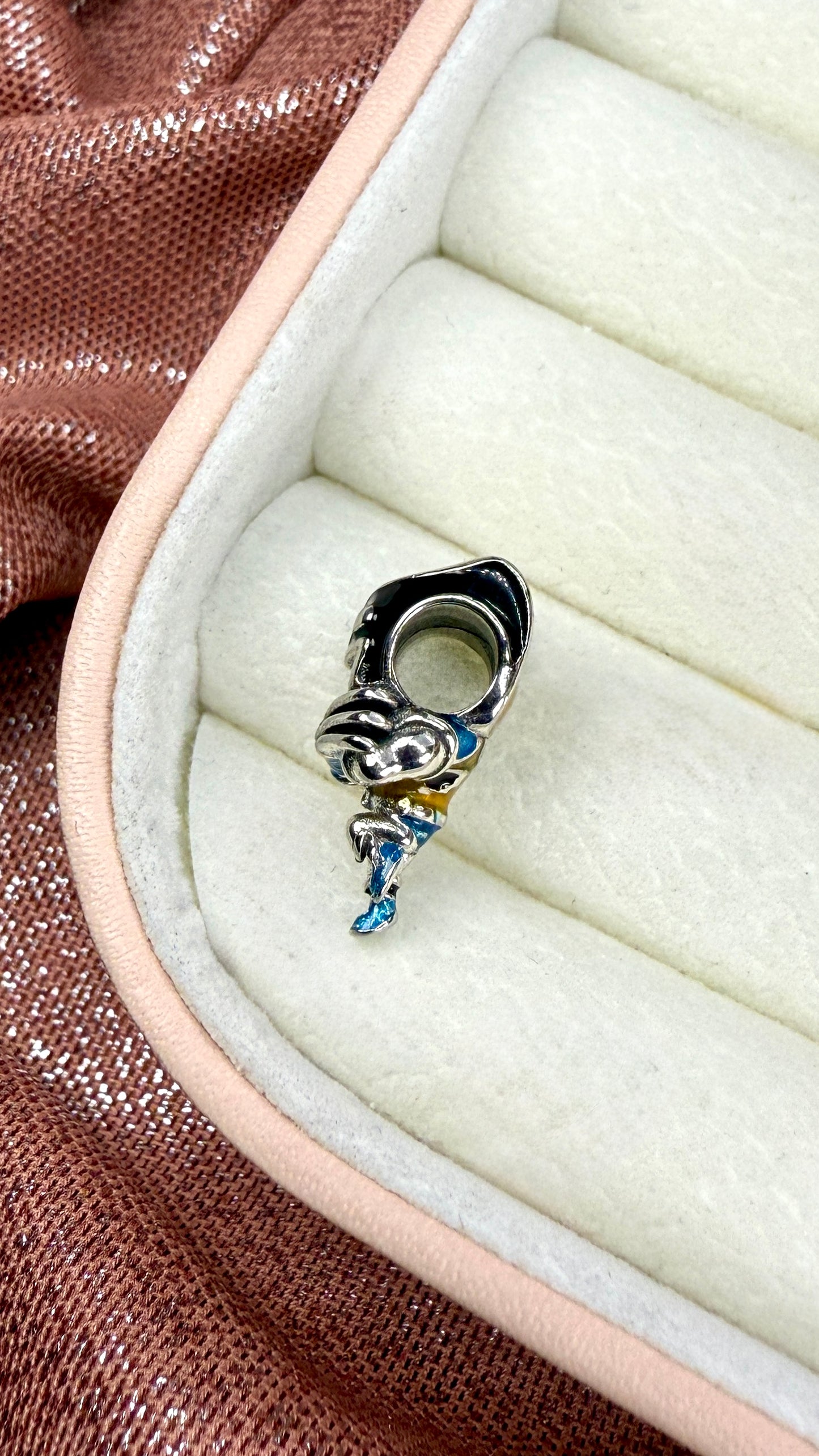 Charm dije wolverine de marvel
