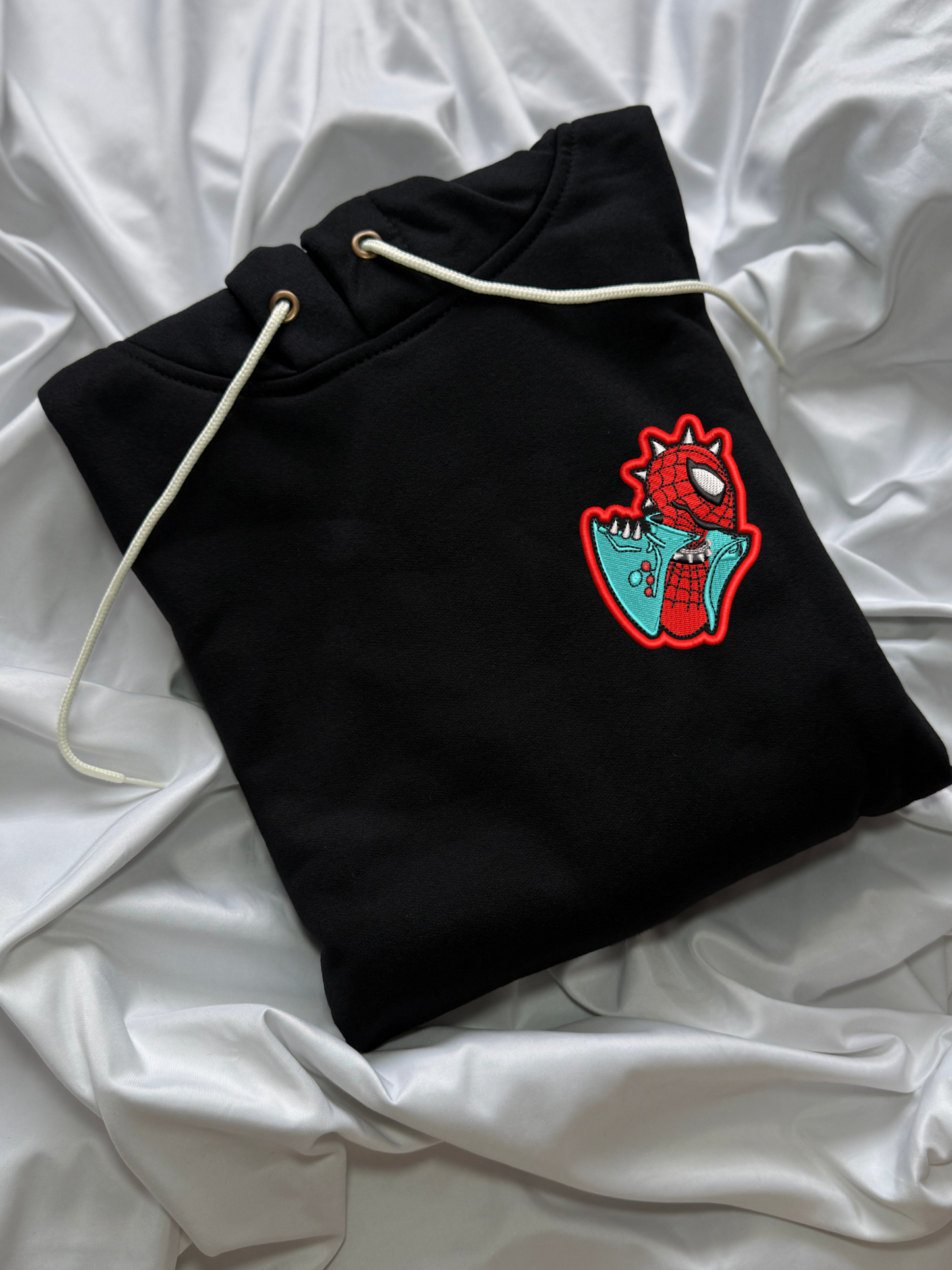 Hoodie Spider punk bordado