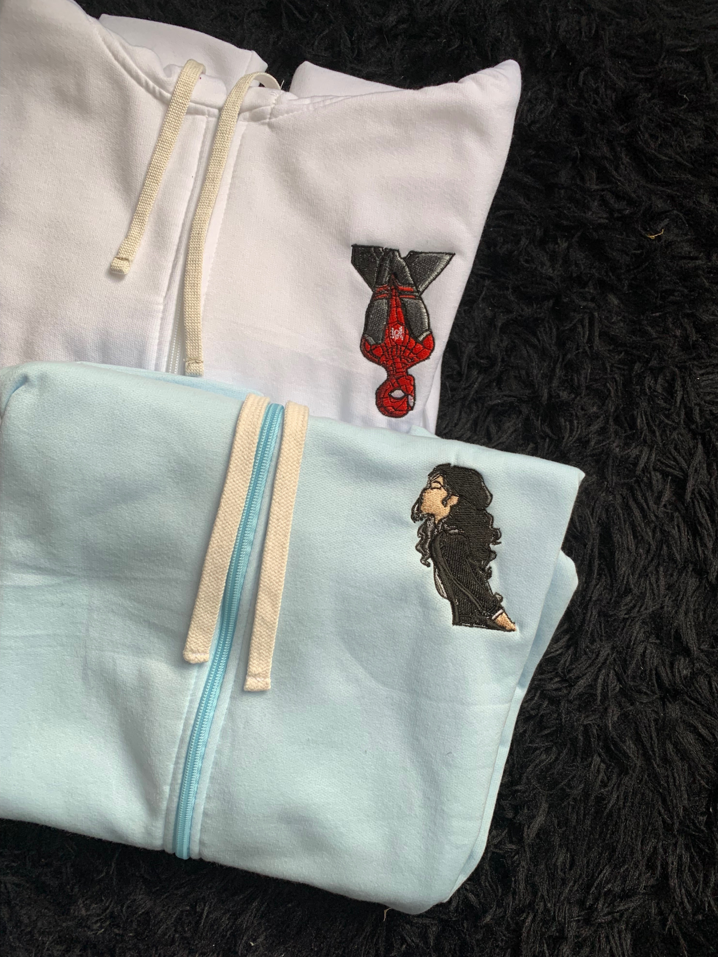 Hoodie bordado de pareja Spiderman y MJ