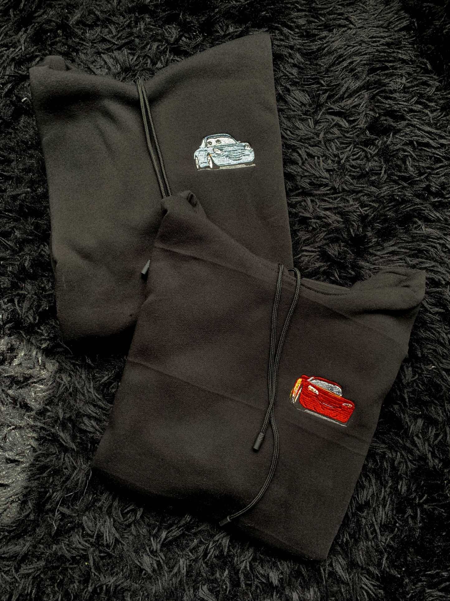 Hoodies de pareja del Rayo MCqueen y Sally bordados