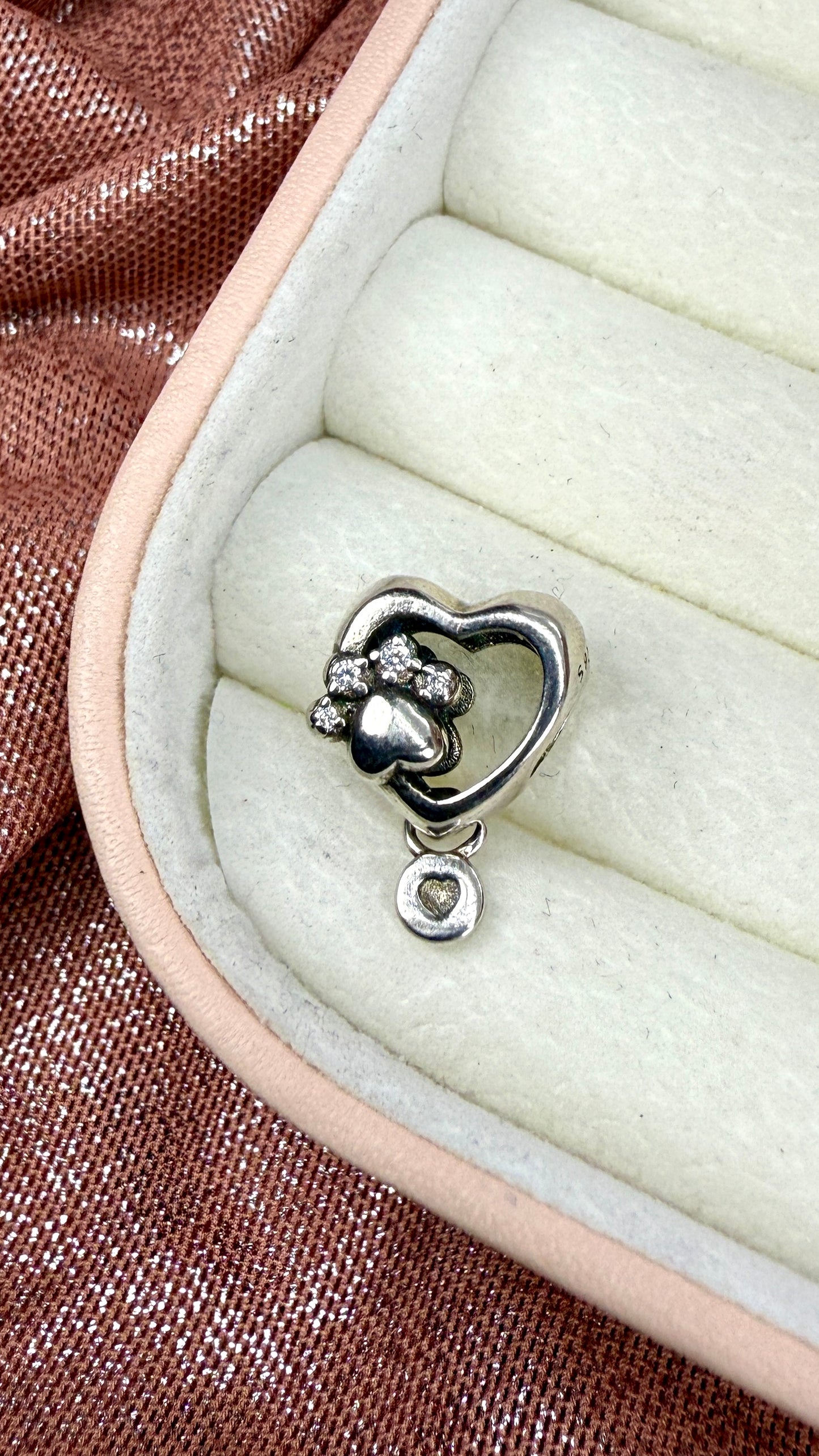 Charm Dije Corazon Y Huella De Pata Brillante