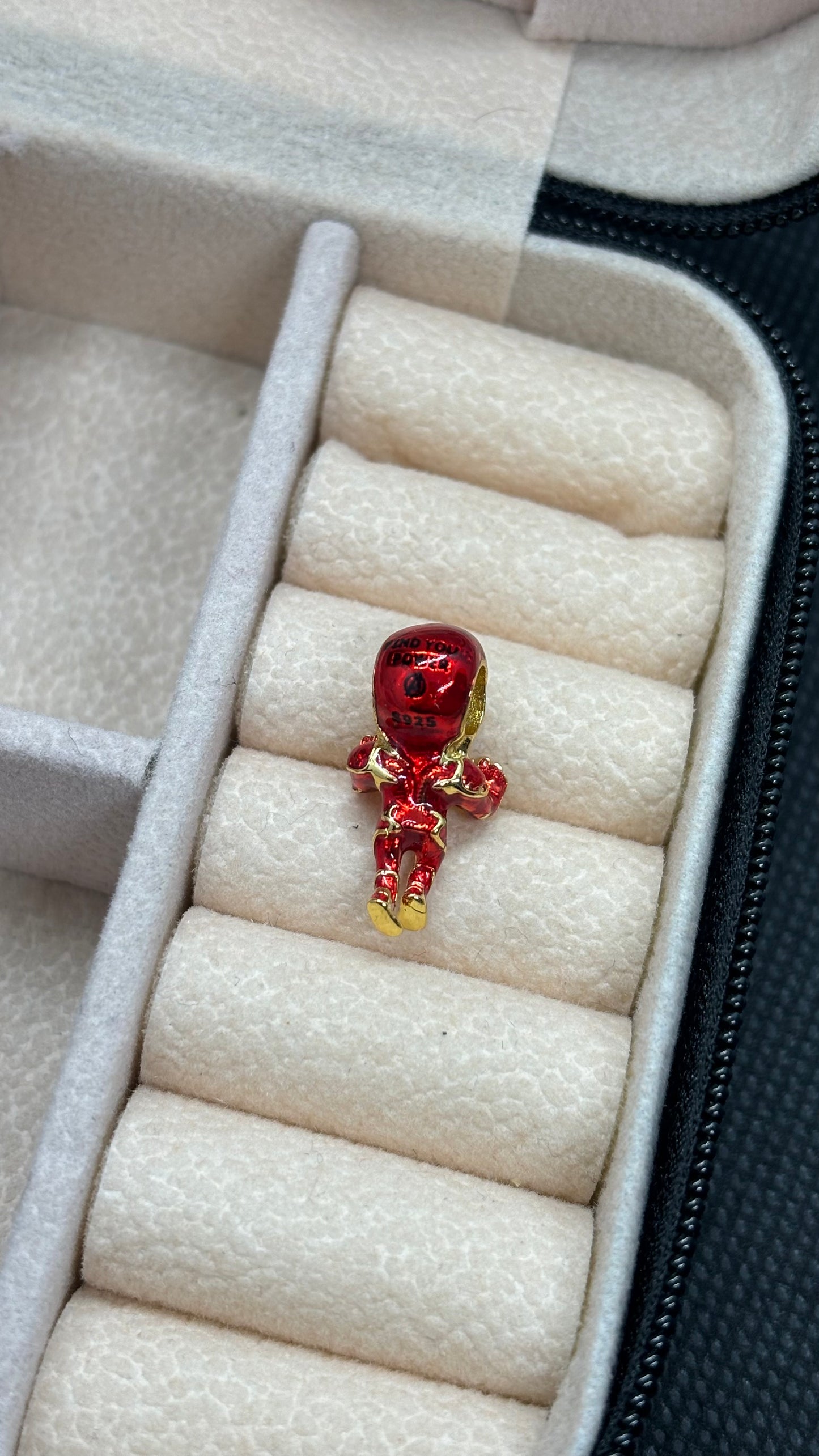 Charm dije Ironman Marvel súper héroe