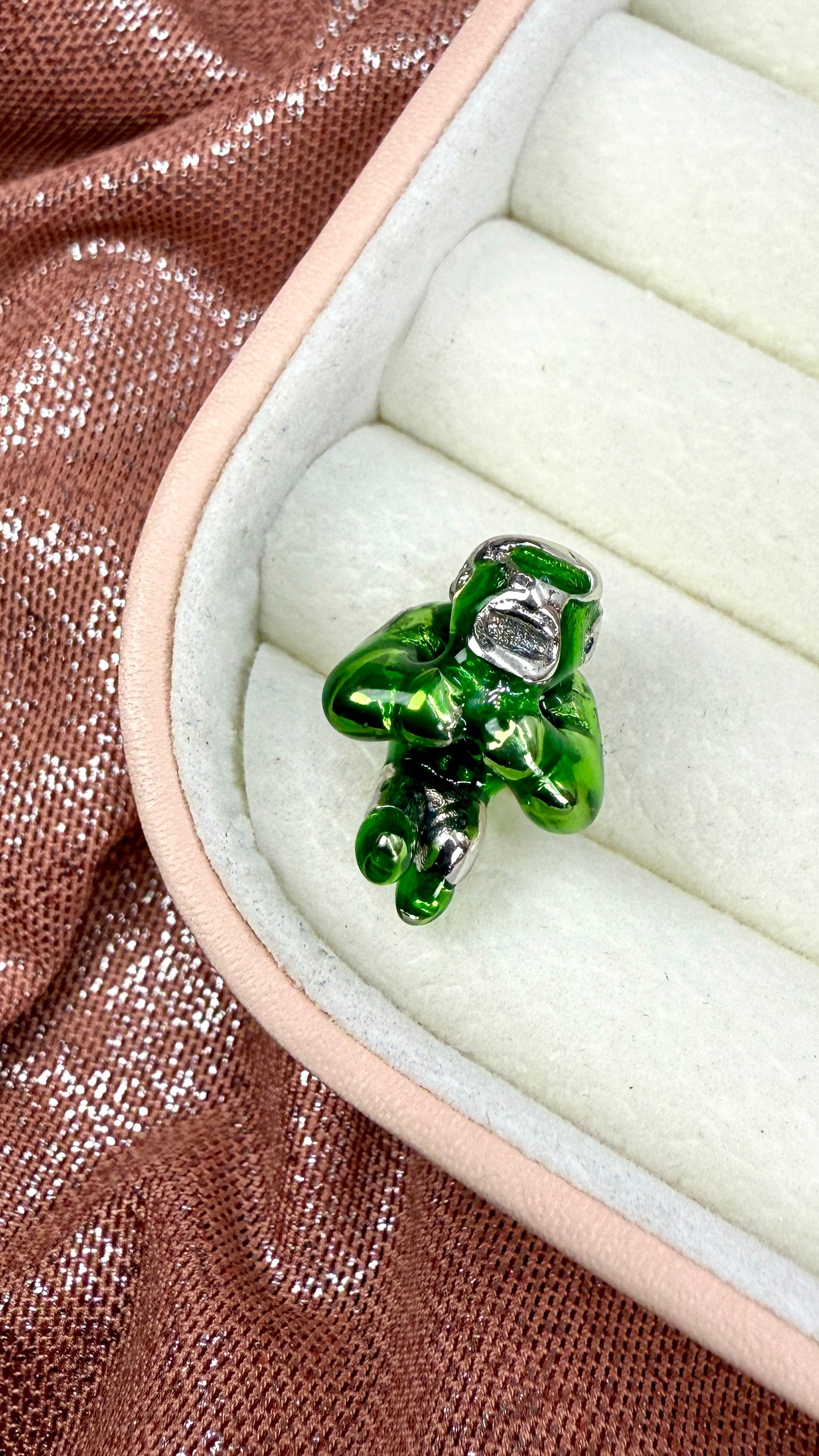 Charm Hulk Marvel