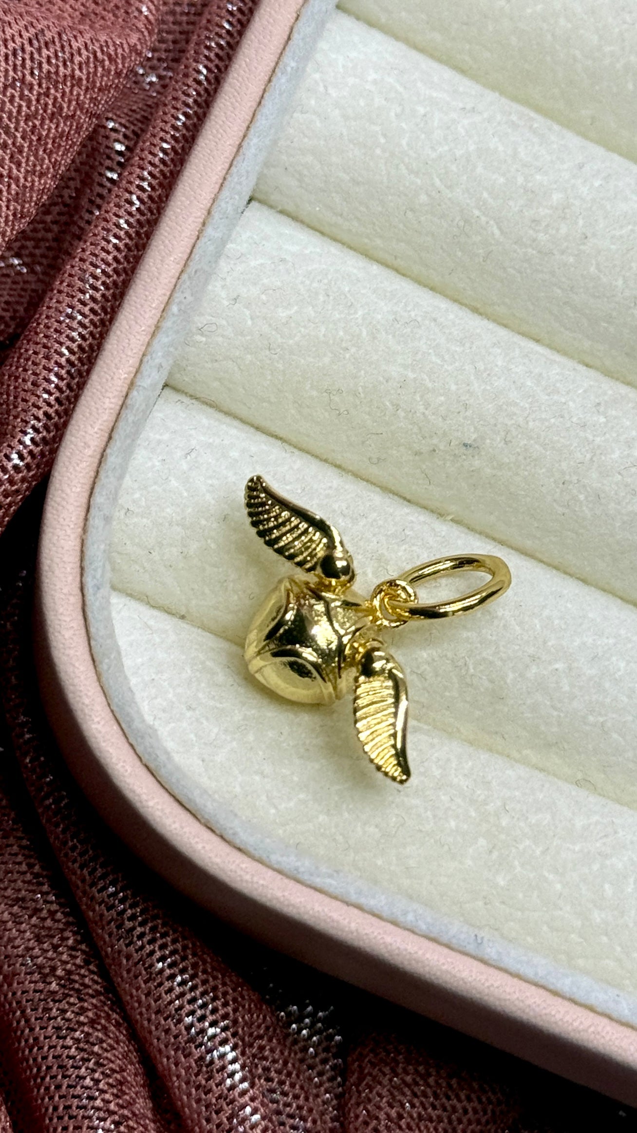 Charm dije Snitch dorada Harry Potter