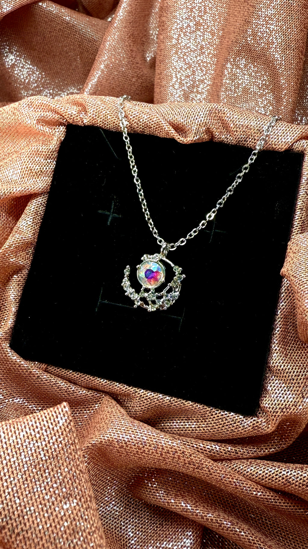 Collar media luna