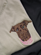 Retrato de tu Mascota en Hilos | Camiseta Personalizada Bordada
