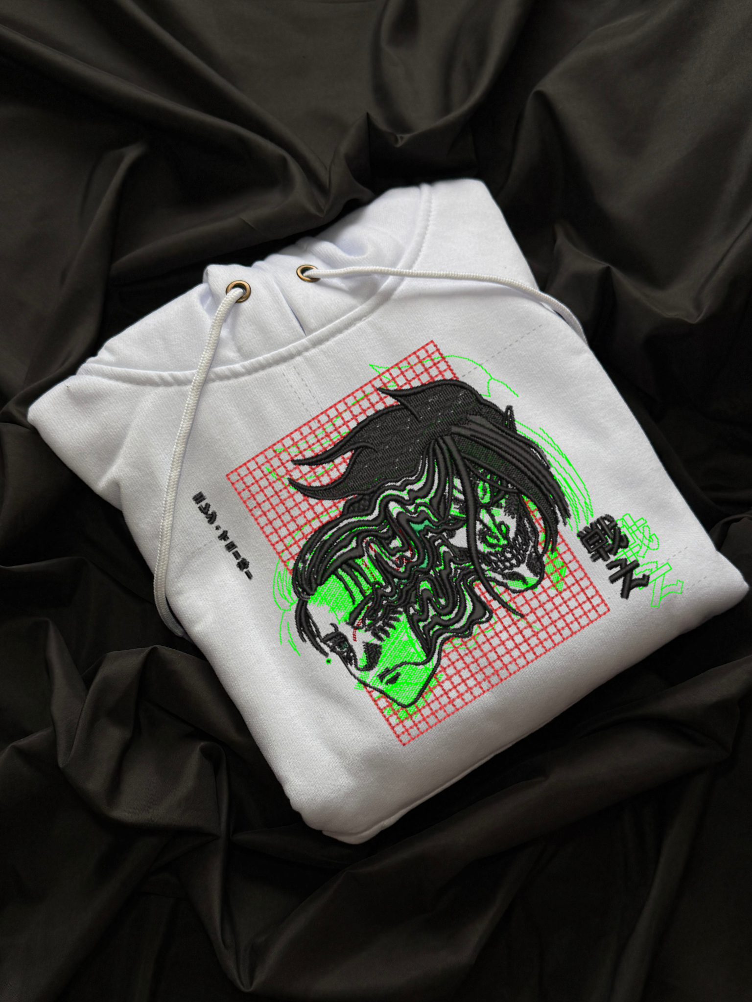 Hoodie Eren attack on titan bordado