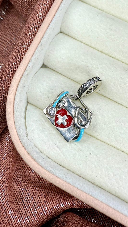 Charm maleta médico