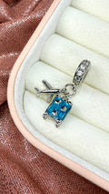 Charm Dije Avión Maleta Azul