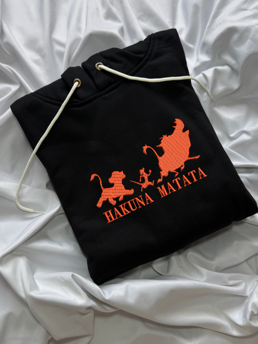 Hoodie Hakuna Matata el rey leon, Timon y Pumba bordado