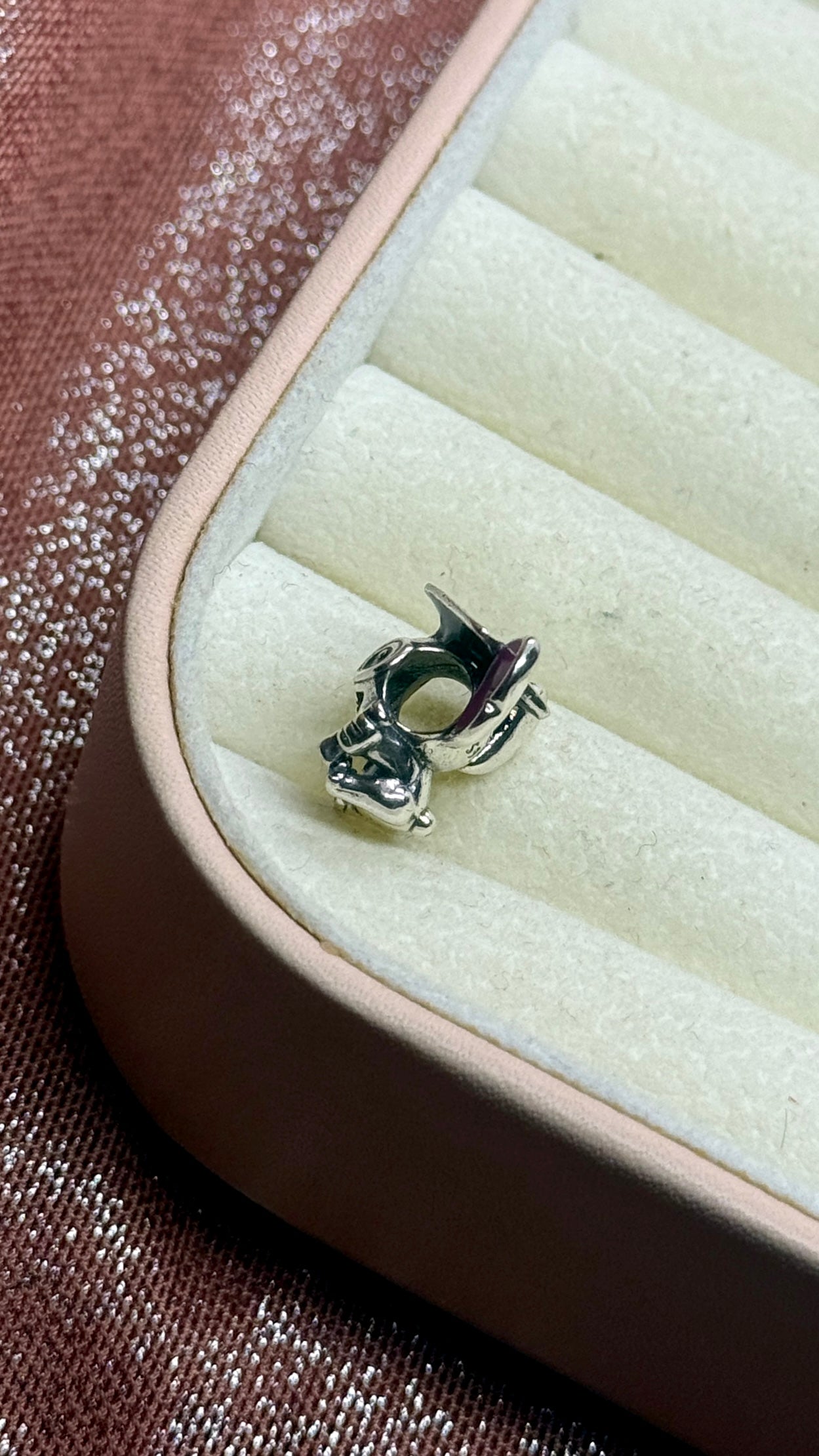 Charm dije Stitch de grado