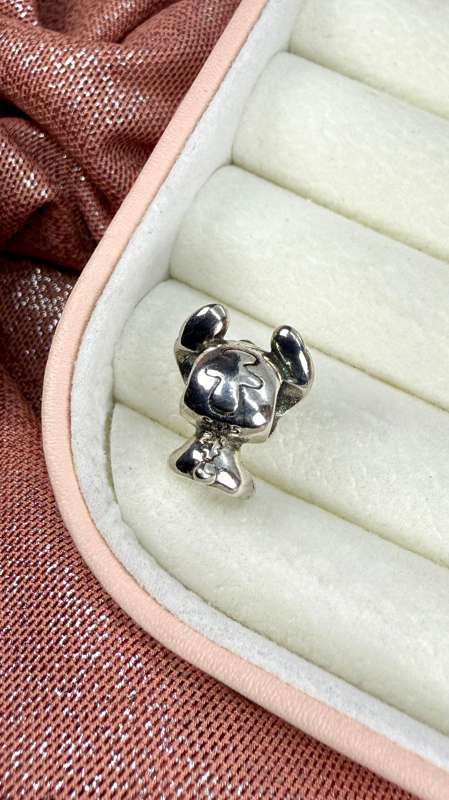 Charm  Dije de Stitch