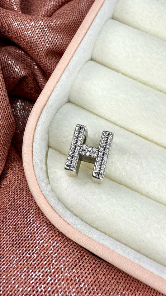 Charm dije colección letra H
