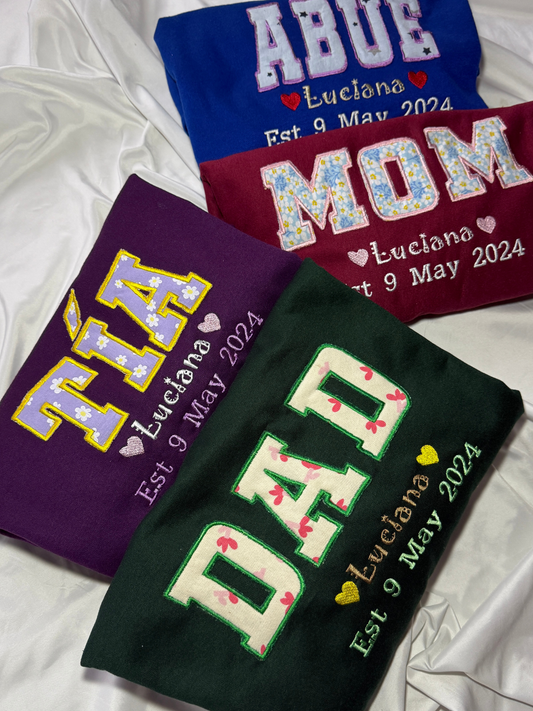 Hoodie bordado con la ropa de tu bebe