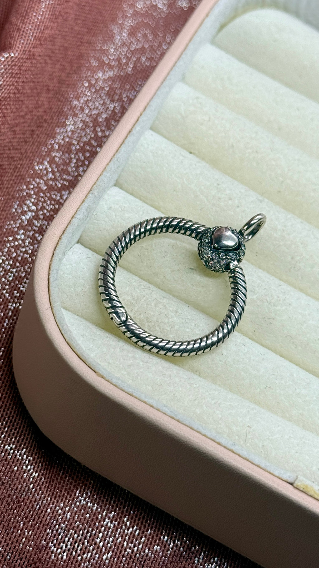 Medallón colgante brillante para charms