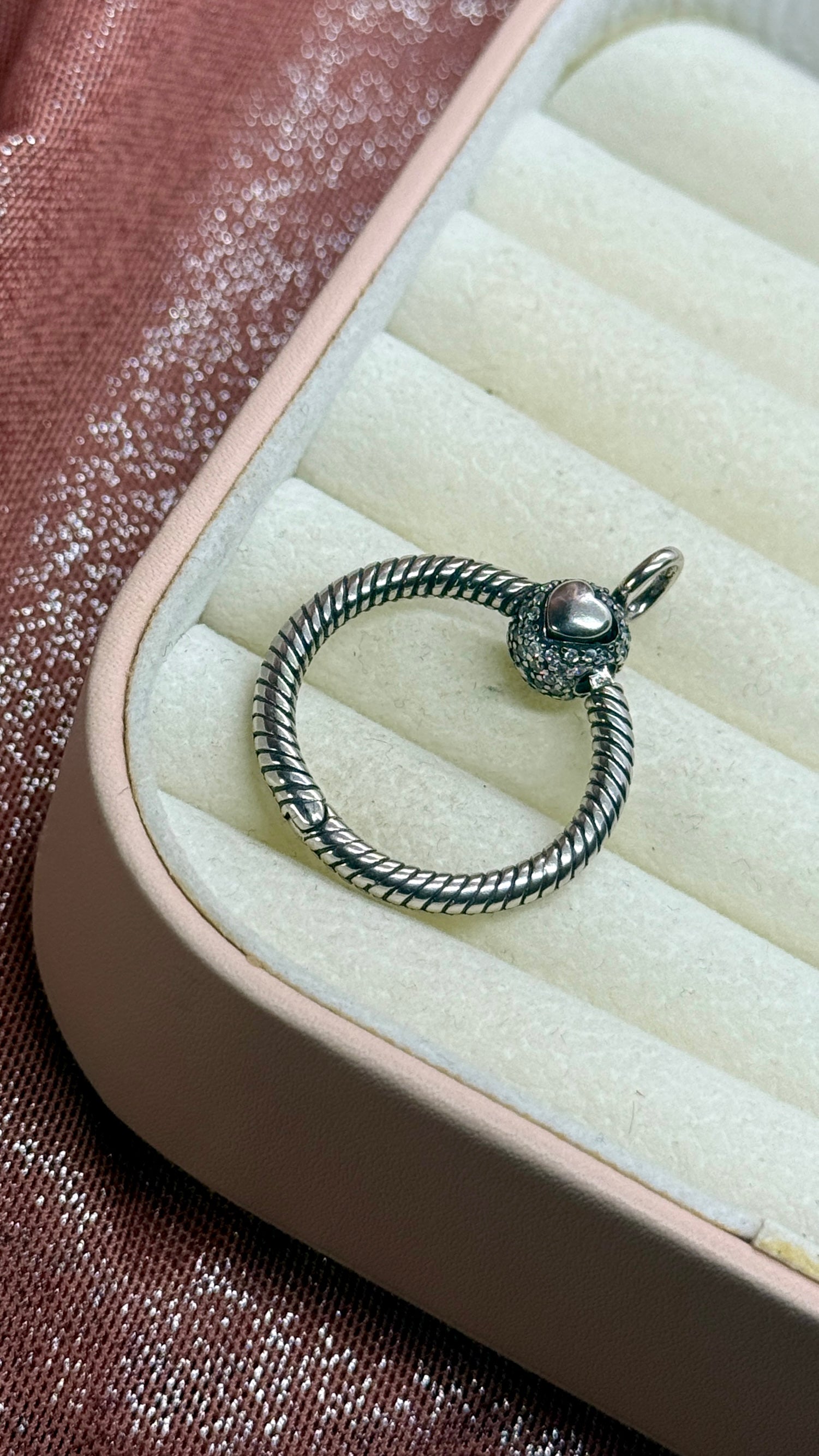 Medallón colgante brillante para charms