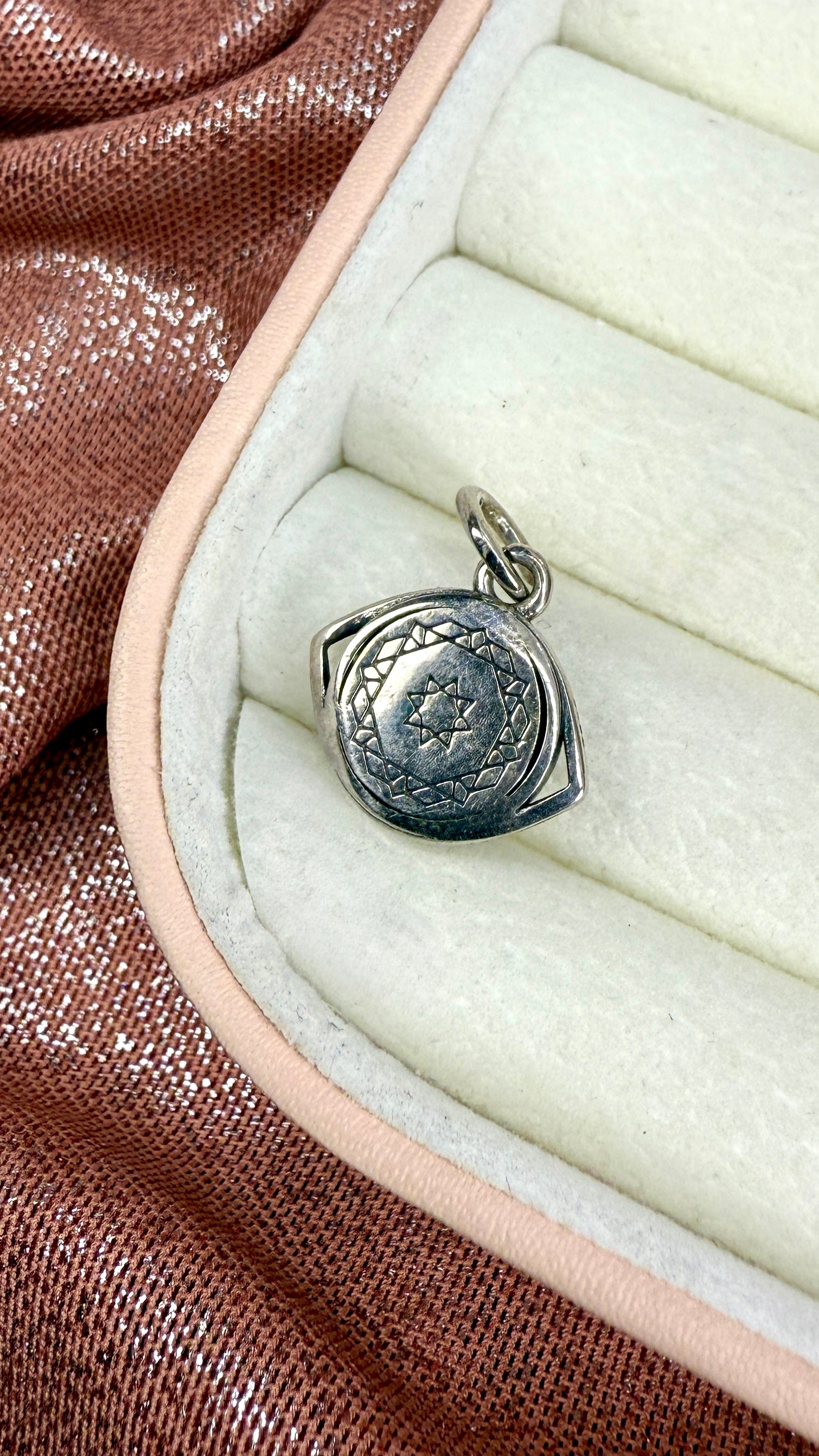 Charm  Dije Ojo De Agamotto Doctor Strange Marvel