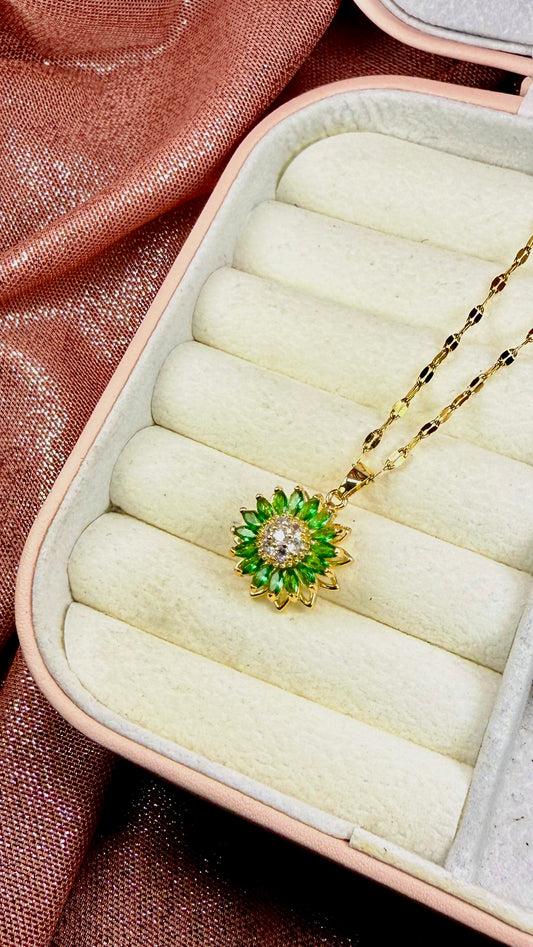 Collar Girasol Giratorio Verde Esmeralda