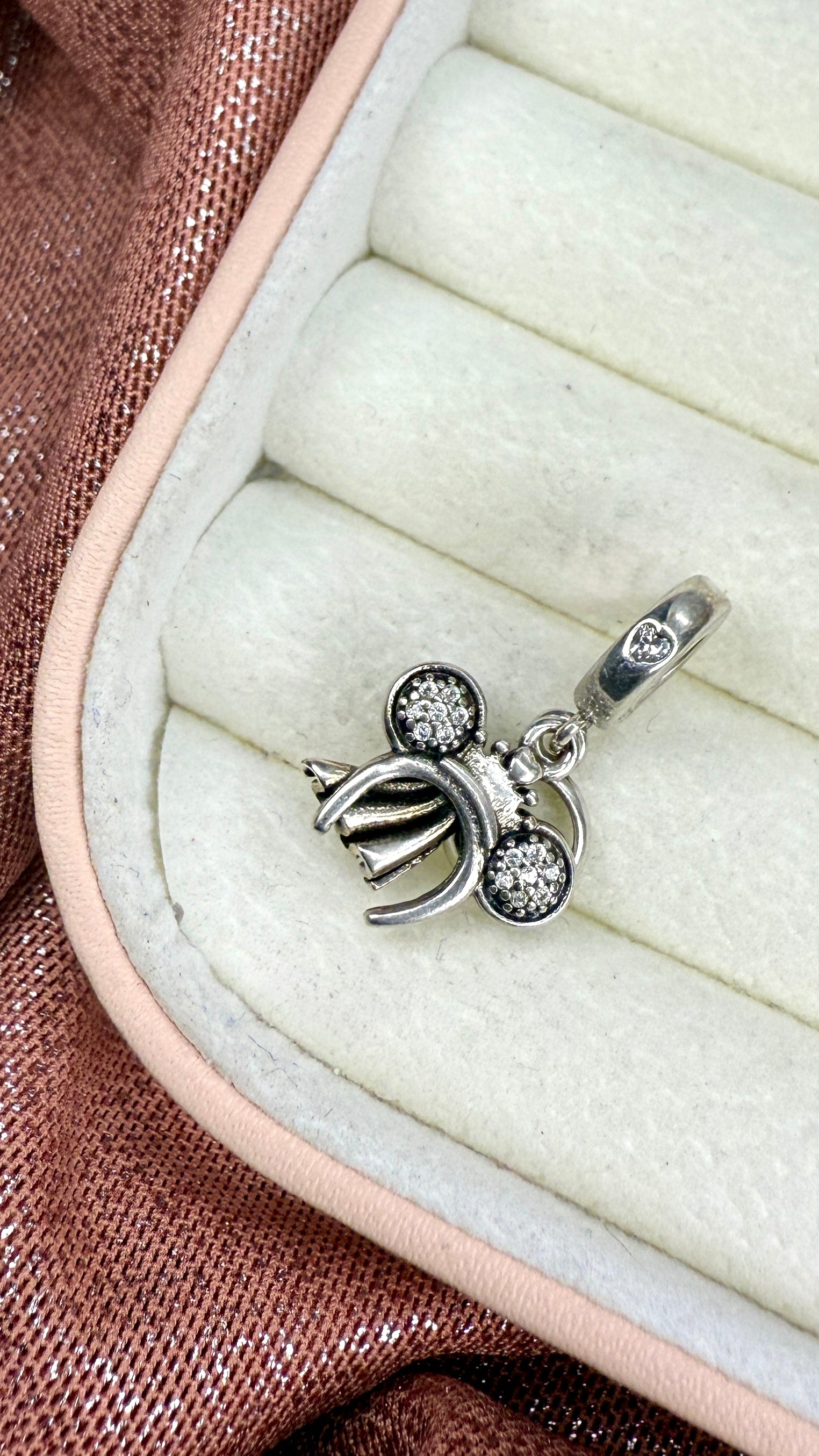 Charm silueta y orejas brillante Novia  Minnie Mouse