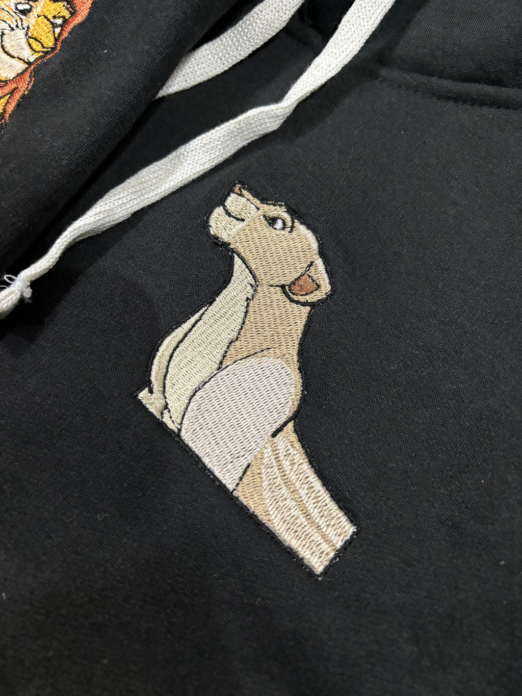 Hoodie Bordado pareja Simba y Nala, El Rey Leon