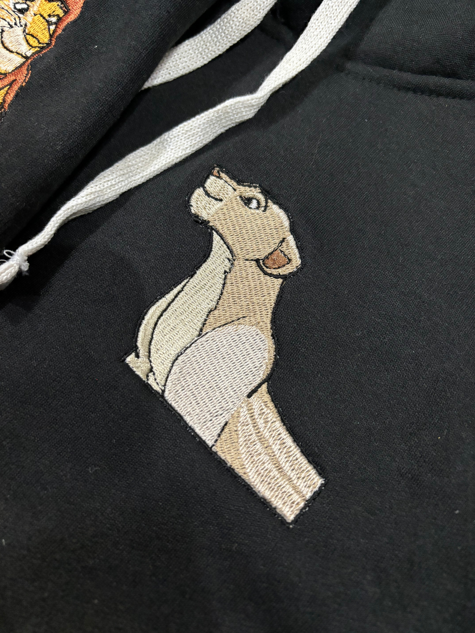 Hoodie Bordado pareja Simba y Nala, El Rey Leon