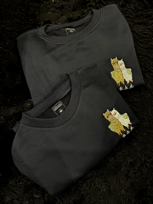 Hoodie bordado de llama