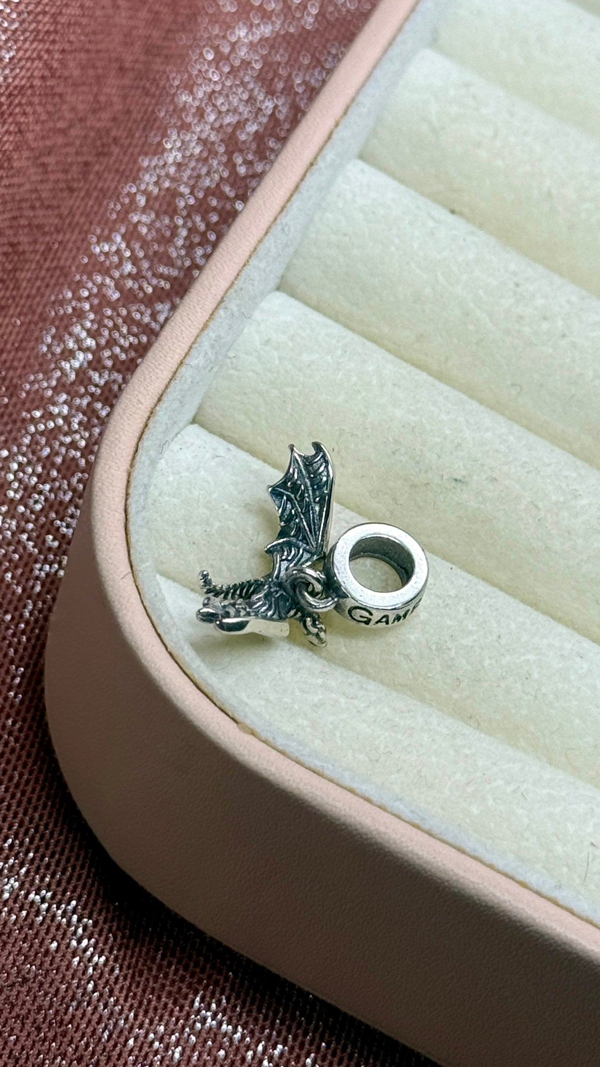 Charm dije Dragón casa Targaryen Games of Thrones