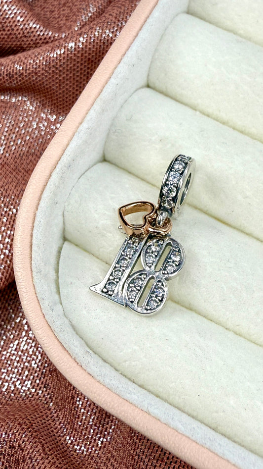 Charm Dije  18 ° aniversario Cumpleaños