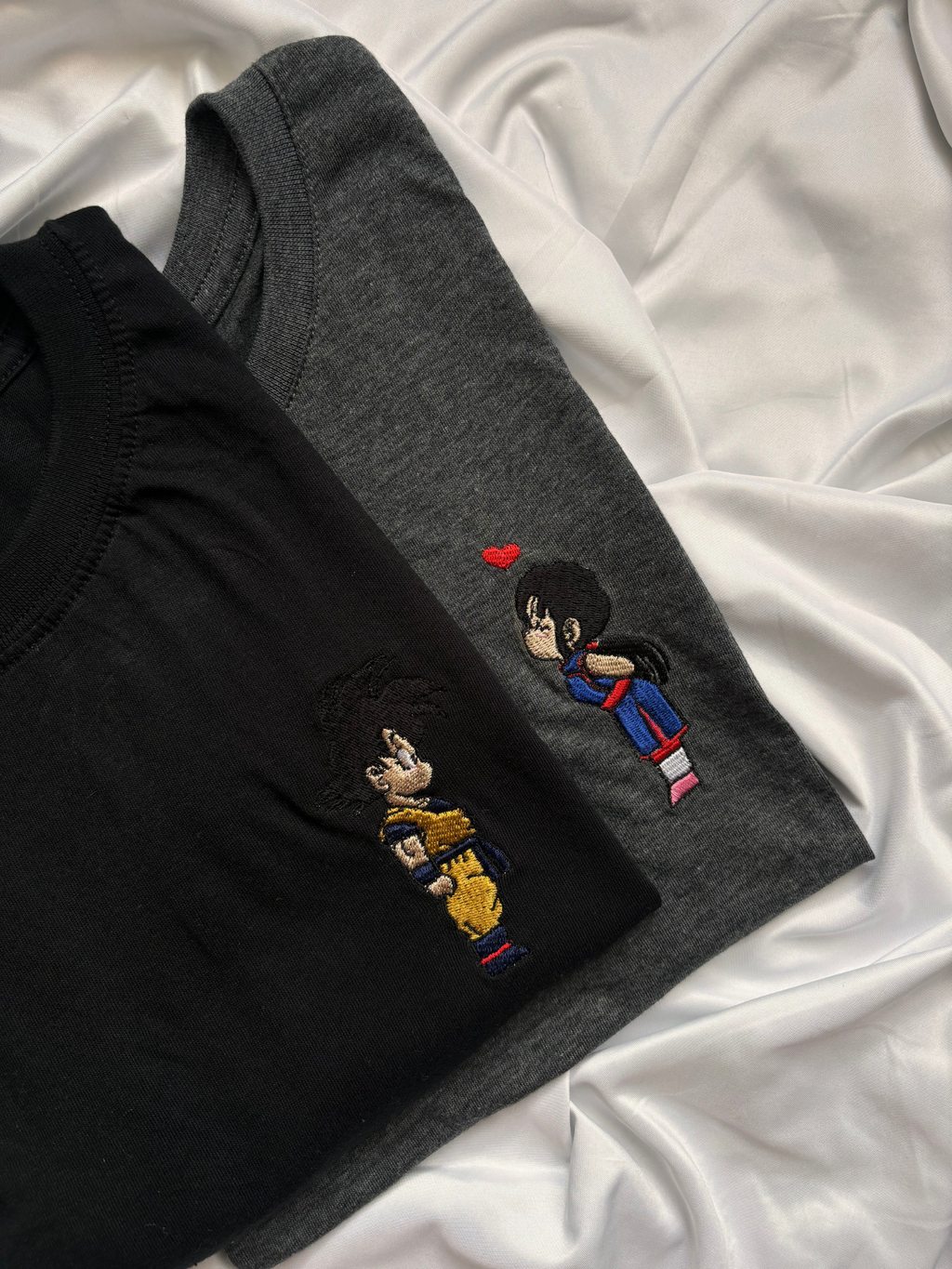 Camiseta pareja goku y Milk bordada