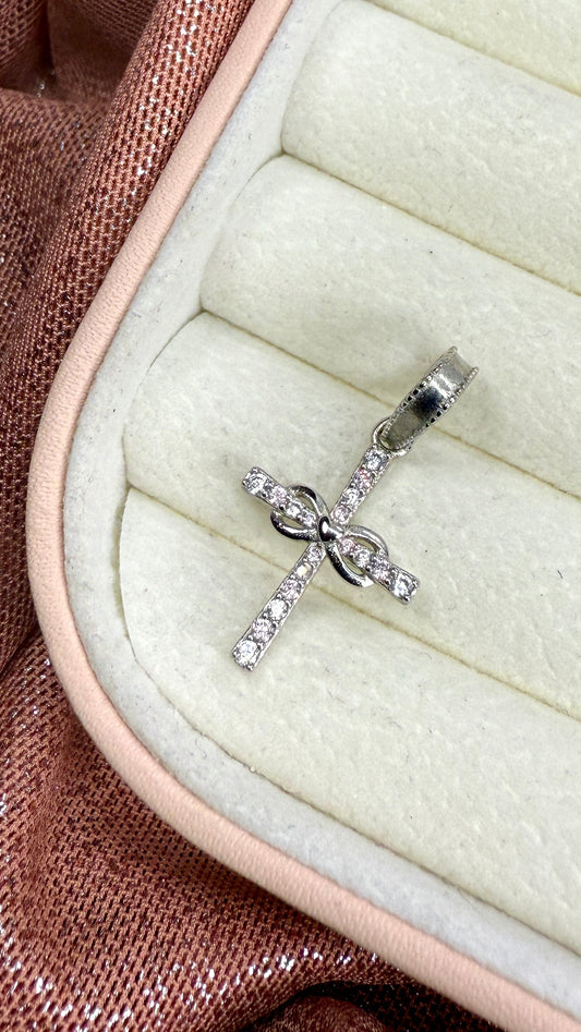 Charm dije cruz infinito