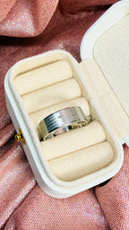 Anillo con la oración Padre Nuestro grabado