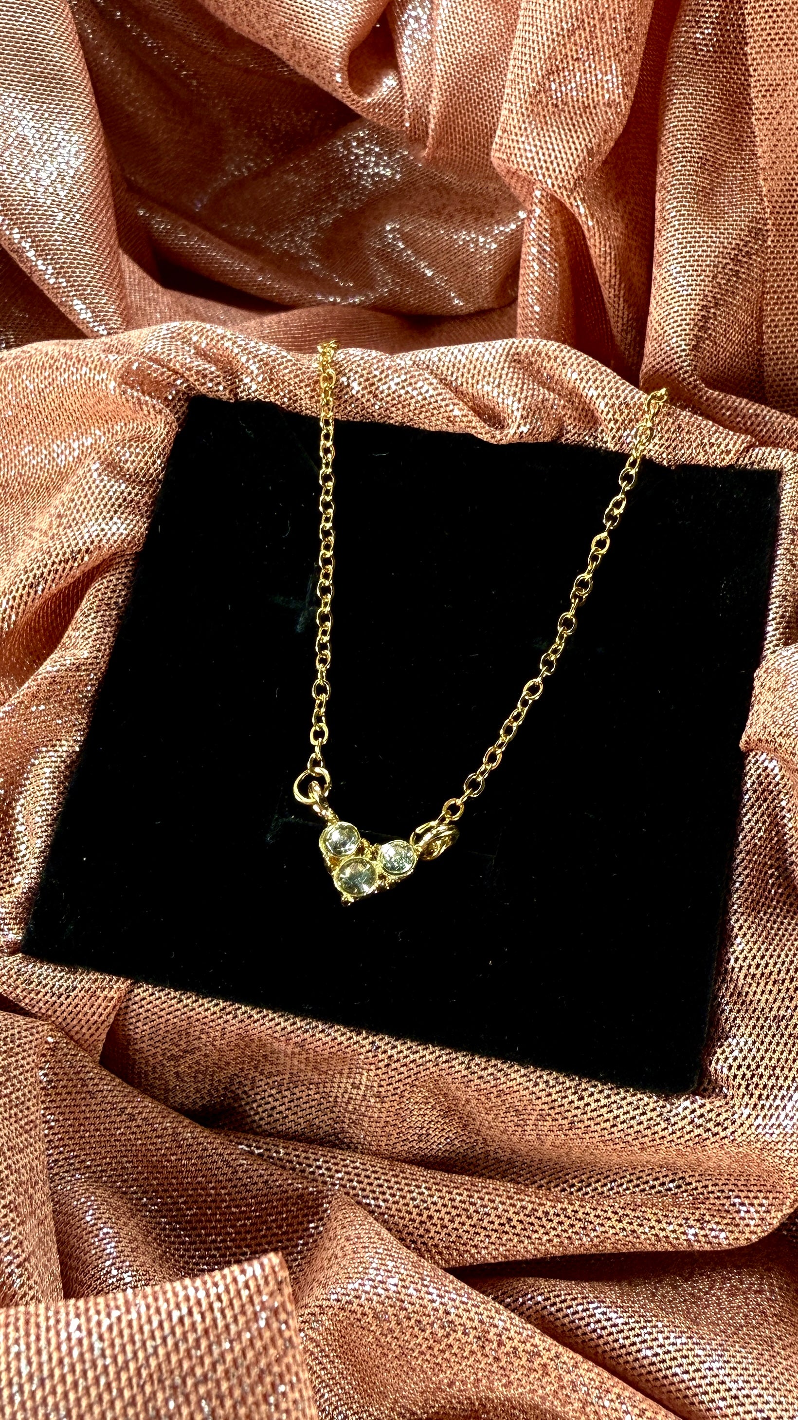 Collar corazón cristales