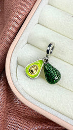 Charm colgante de aguacate dividido en esmalte verde y Plata S925 Cedano Boutique