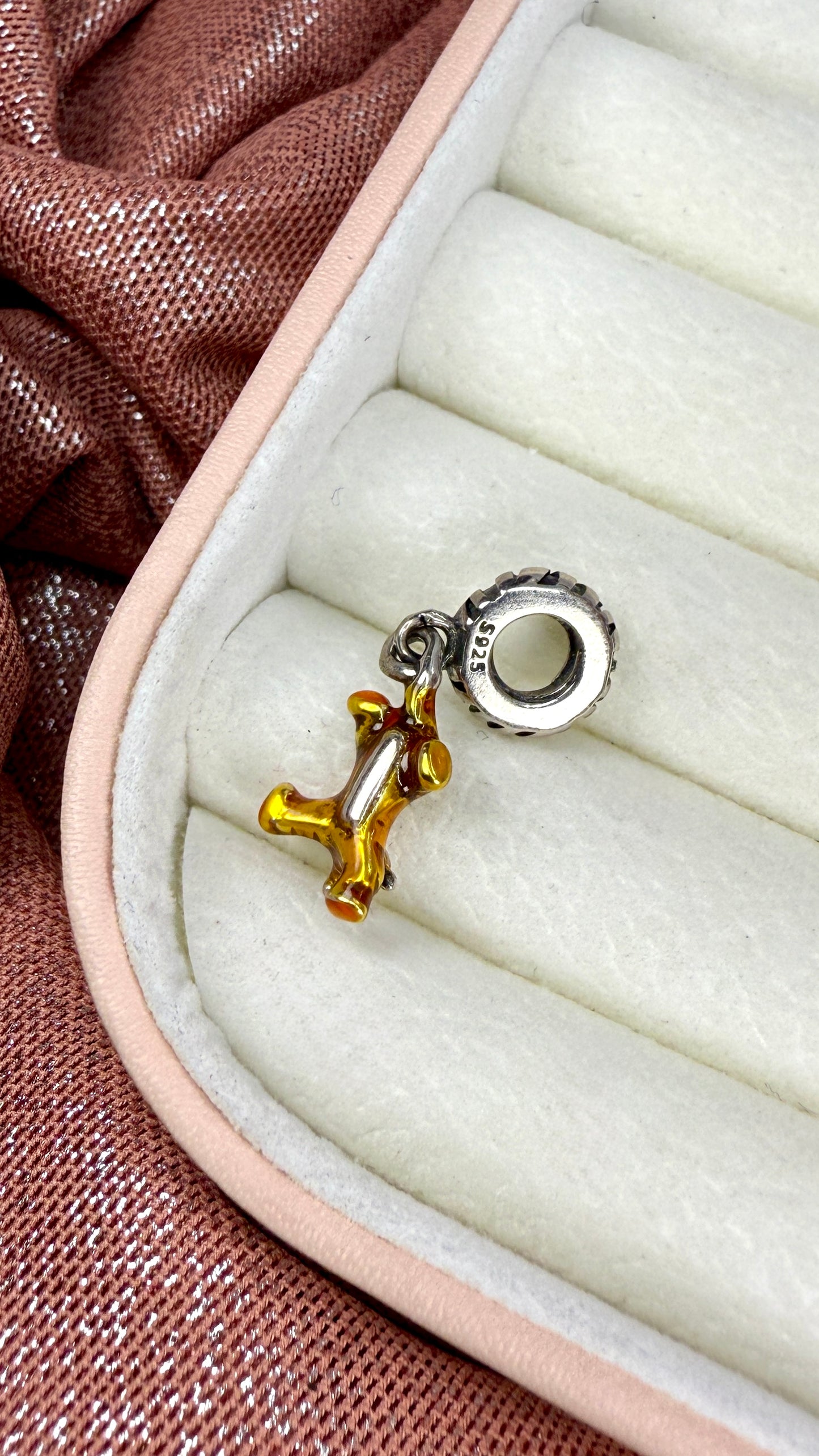 Charm  Dije Tigger - Winnie Pooh