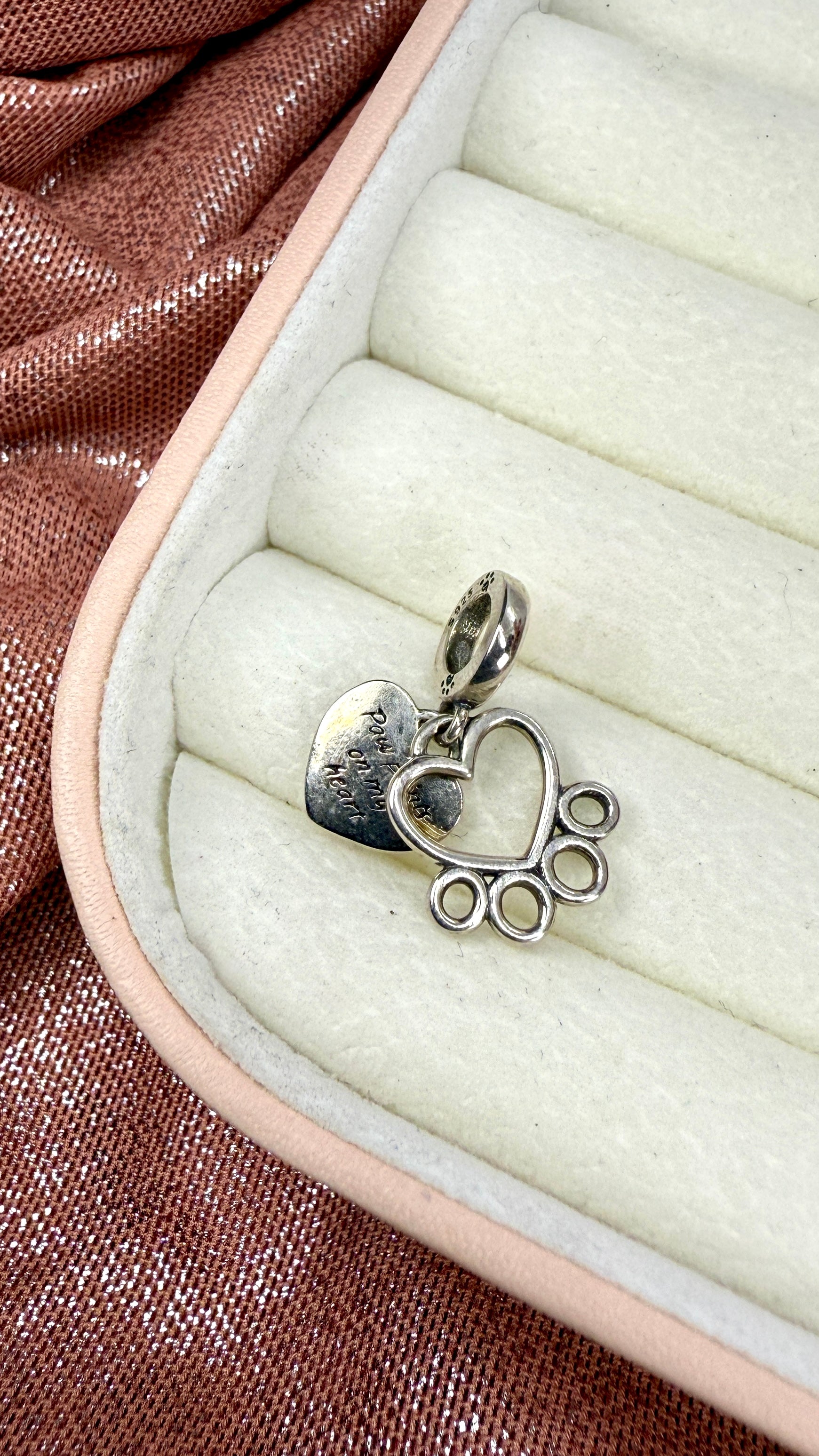 Charm Dije Mascota Huella Corazón Perrito