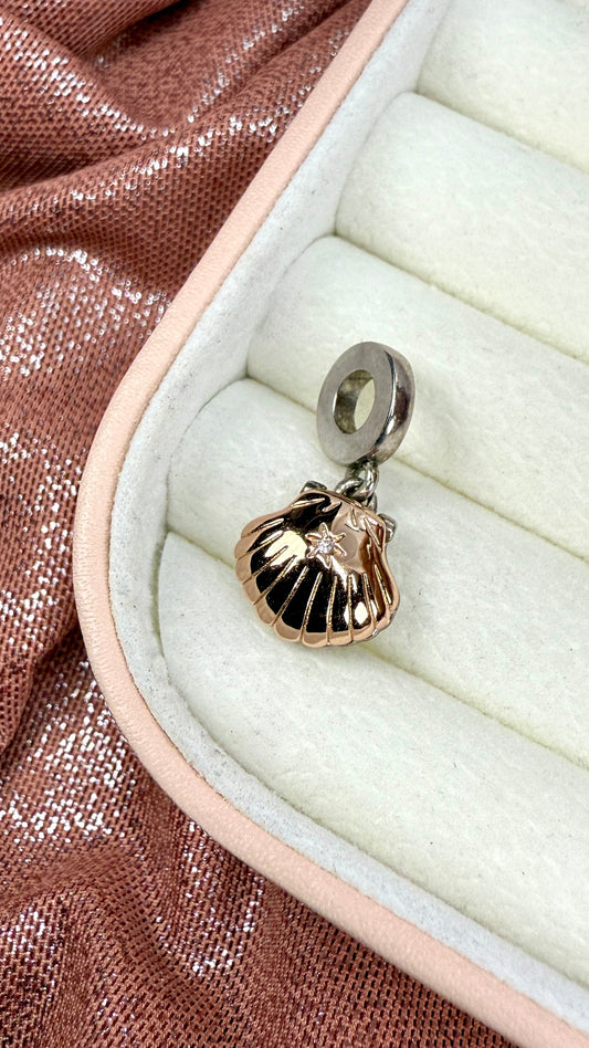 Charm Dije Concha Marina Oro Rosa Y Perla