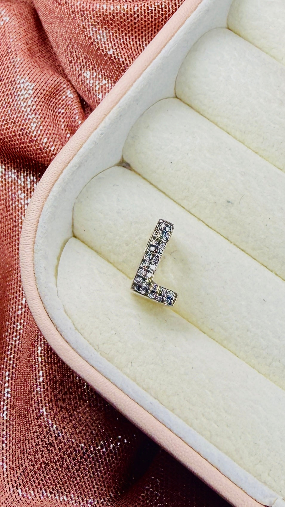 Charm dije colección letra L