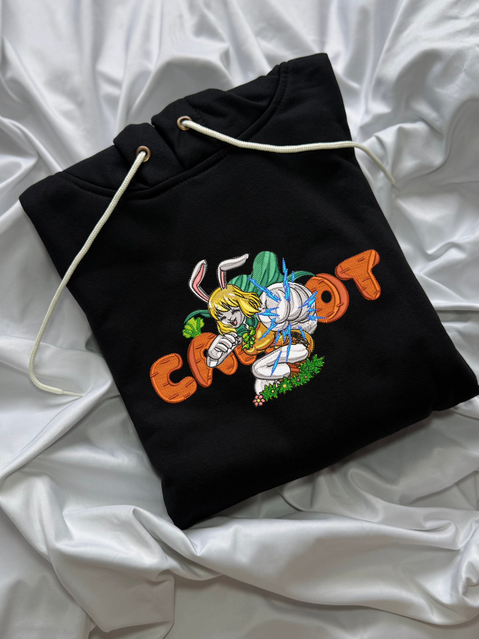 Hoodie Carrot One Piece Bordado